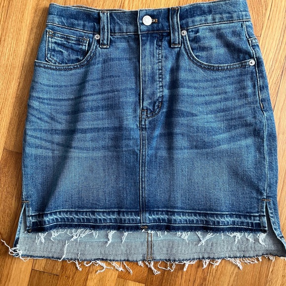 Madewell Dresses & Skirts - Denim skirt Madewell